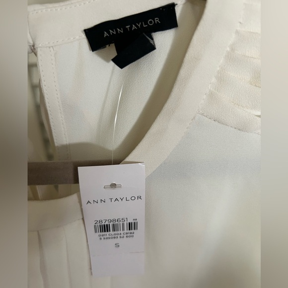 Ann Taylor Pleated Back Tie Blouse - Picture 5 of 5